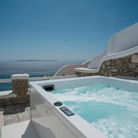 La Maison Blanche Hotel